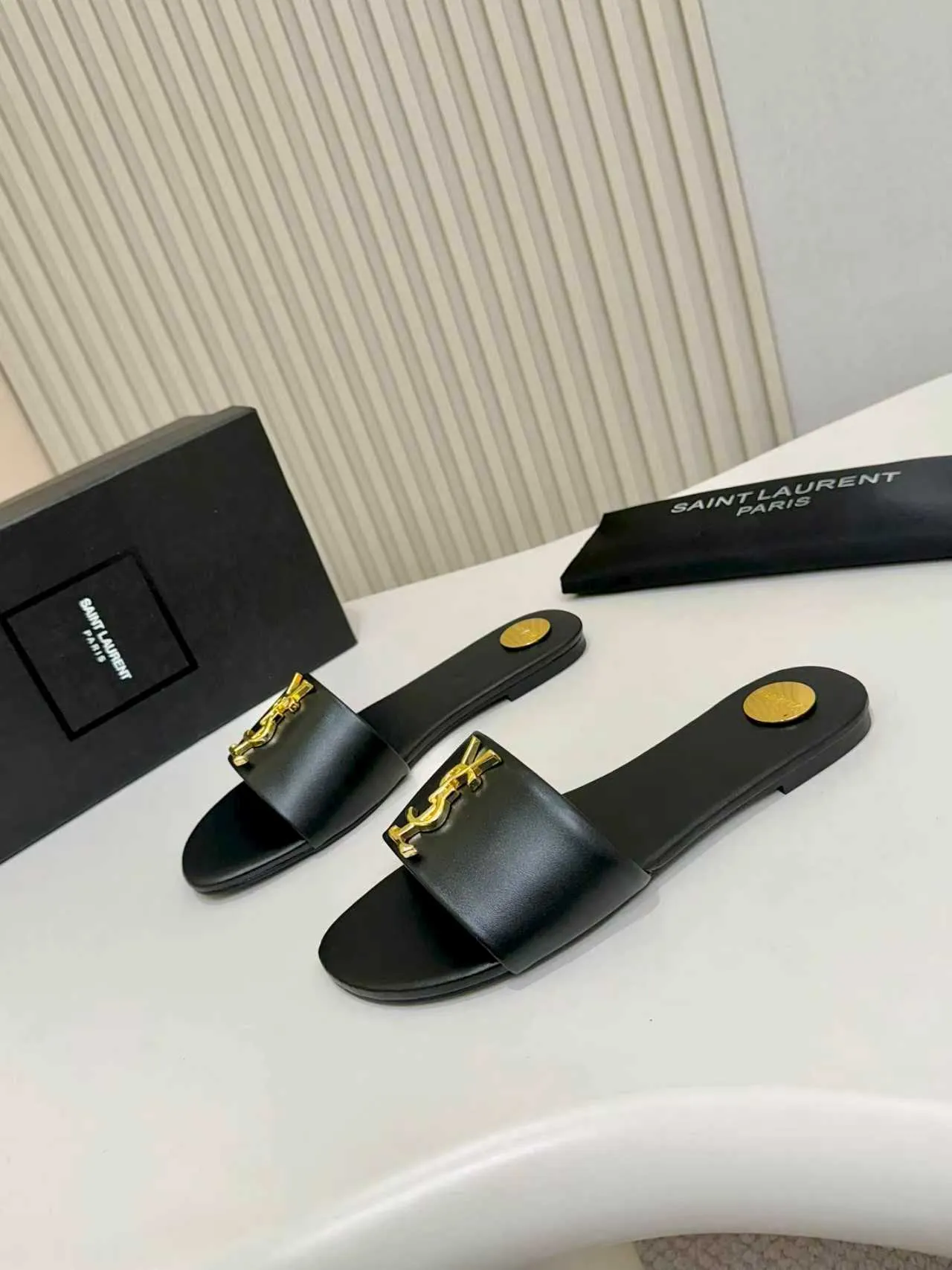 👟👟Ex-factory price 340👟👟 Genuine leather sole +40 YSL new model, upper cowhide leather lining sheepskin, size 35-44, rubber sole, genuine leather sole +40